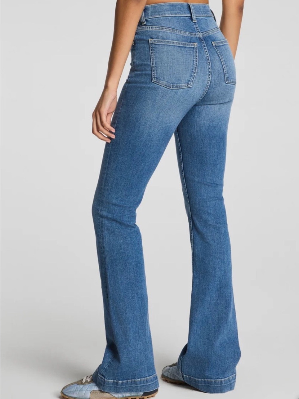 NWT SPANX sculp Redefine flare jeans size 4